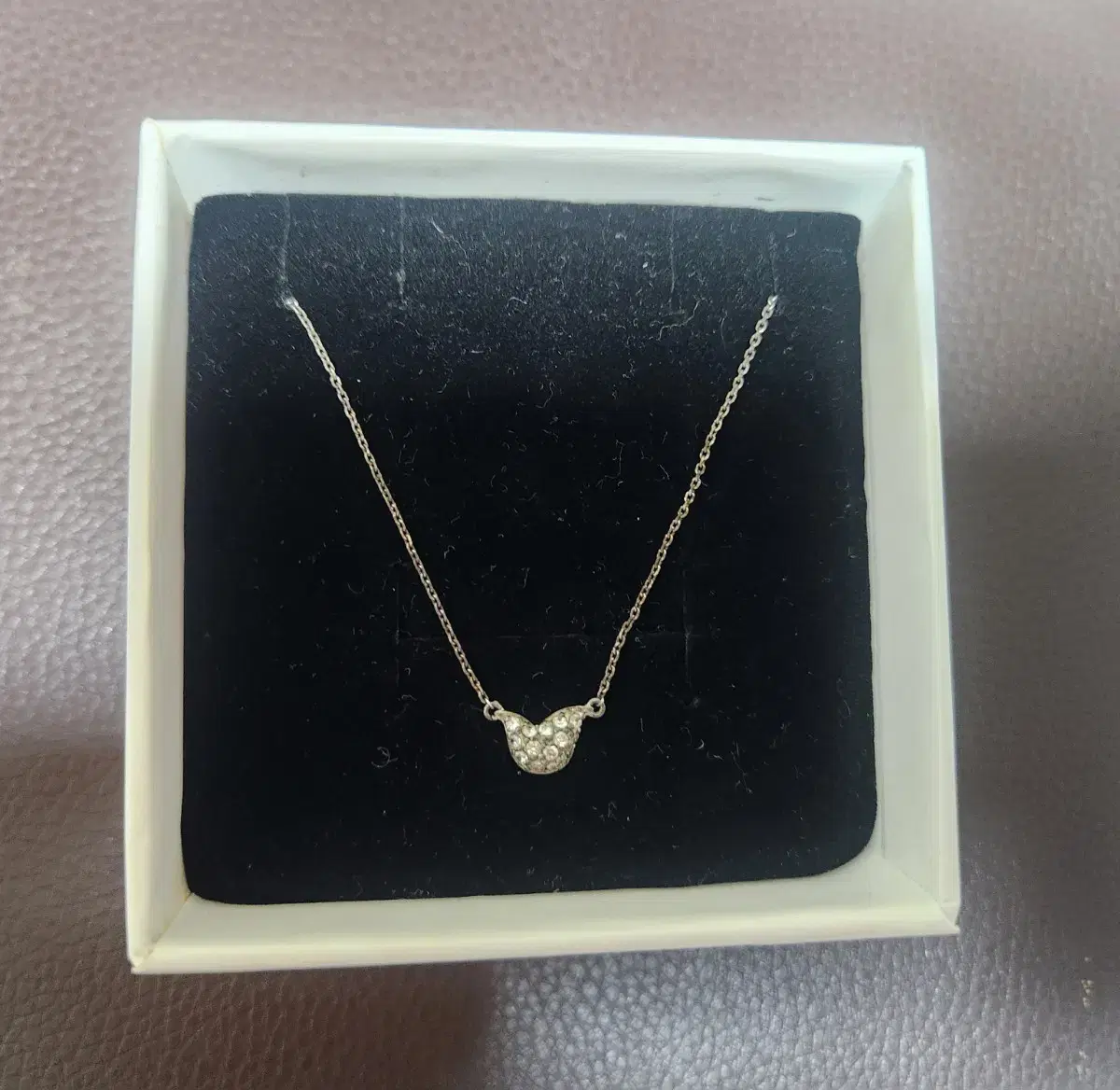 STONEHENGE | 스톤헨지 Stonehenge Necklace Lucky U on Bunjang